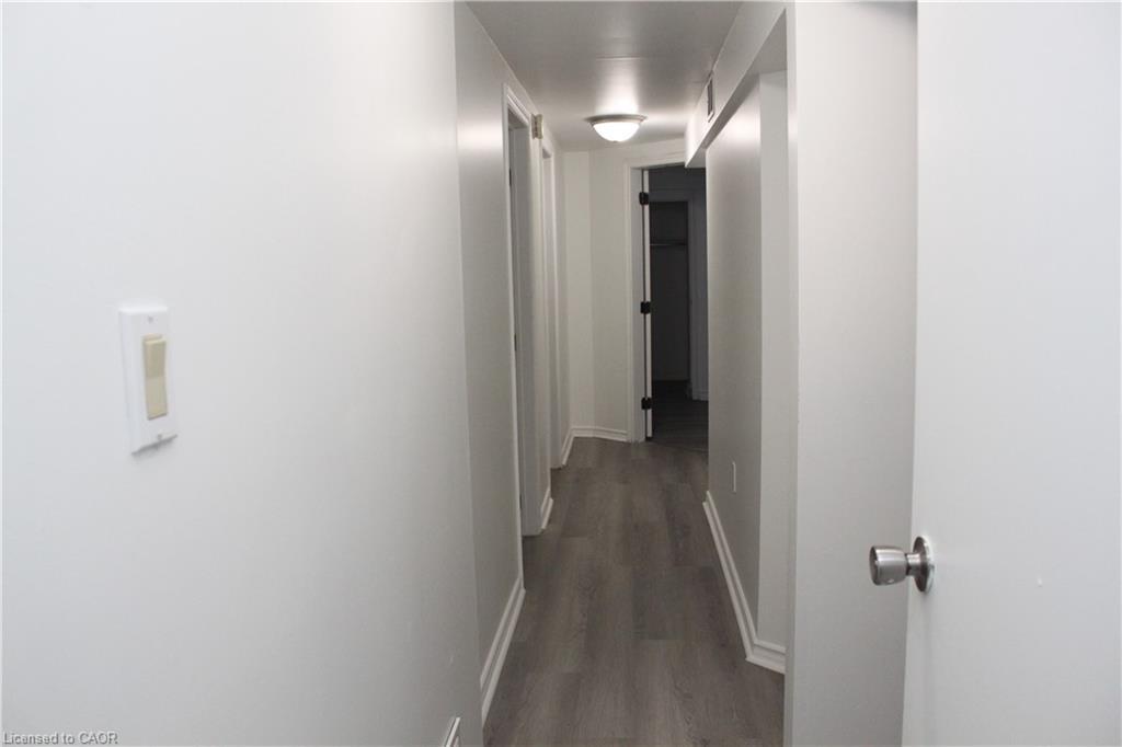 2-696 Ninth Avenue, Hamilton, ON - Indoor Photo Showing Other Room