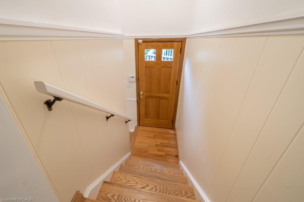 47 Westminster Avenue, Hamilton, ON - Indoor Photo Showing Other Room