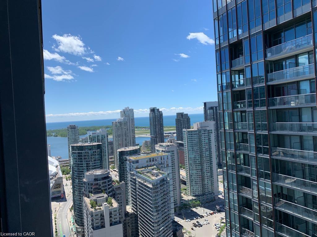 4606-115 Blue Jays Way, Toronto, ON - Outdoor With Balcony