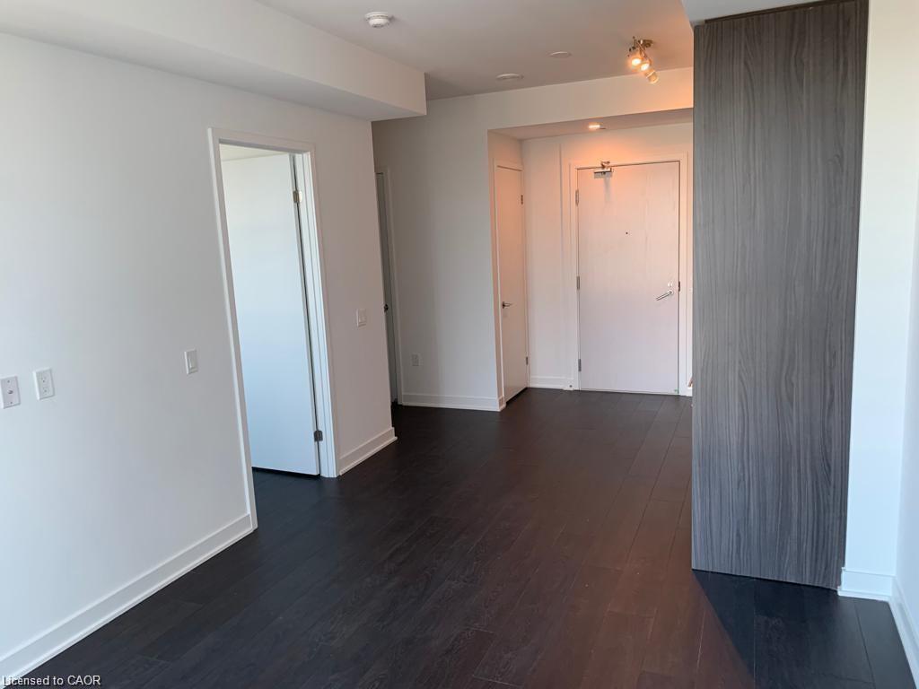 4606-115 Blue Jays Way, Toronto, ON - Indoor Photo Showing Other Room