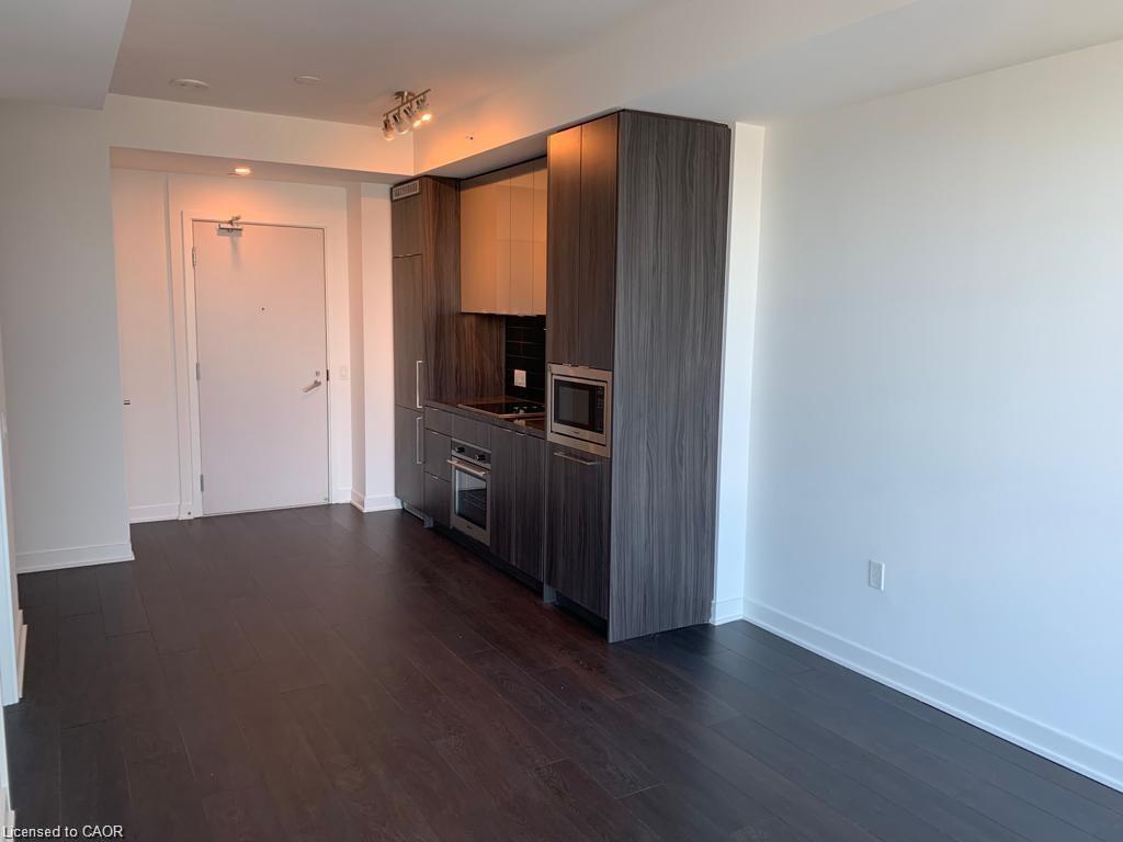 4606-115 Blue Jays Way, Toronto, ON - Indoor Photo Showing Other Room