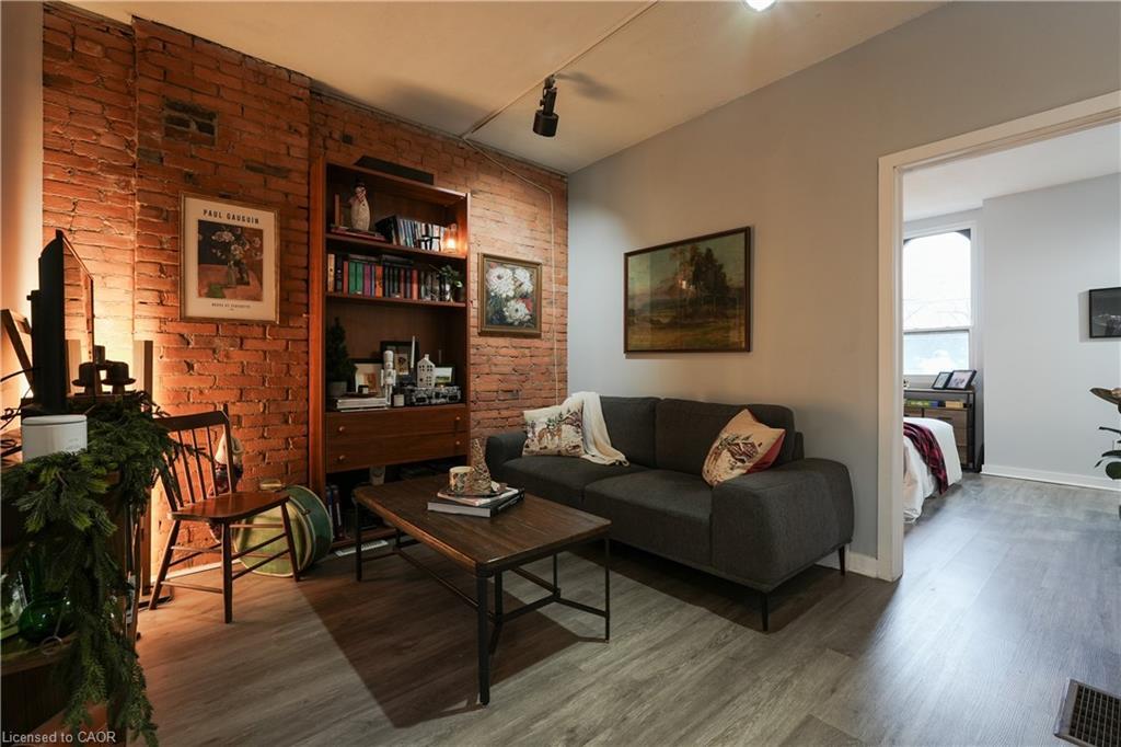 267-277 King William Street, Hamilton, ON