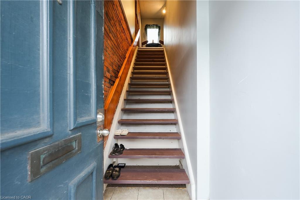 267-277 King William Street, Hamilton, ON