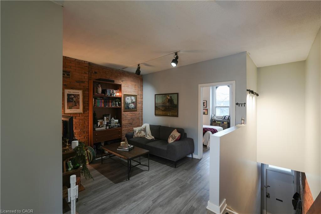 267-277 King William Street, Hamilton, ON