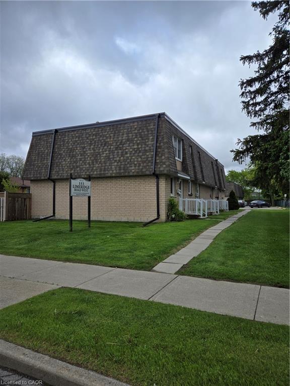 4-153 Limeridge Road W, Hamilton, ON - Outdoor