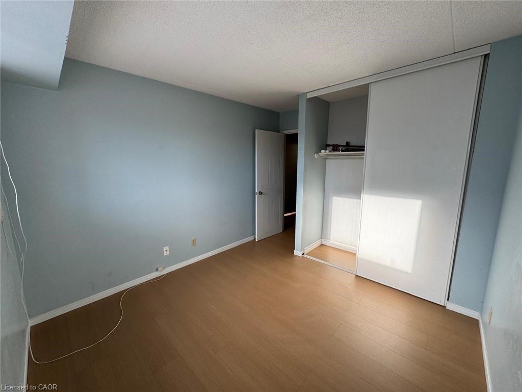 6-3085 Kingsway Drive, Kitchener, ON - Indoor Photo Showing Other Room