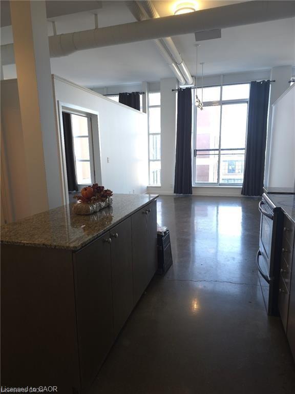 620-404 King Street W, Kitchener, ON - Indoor