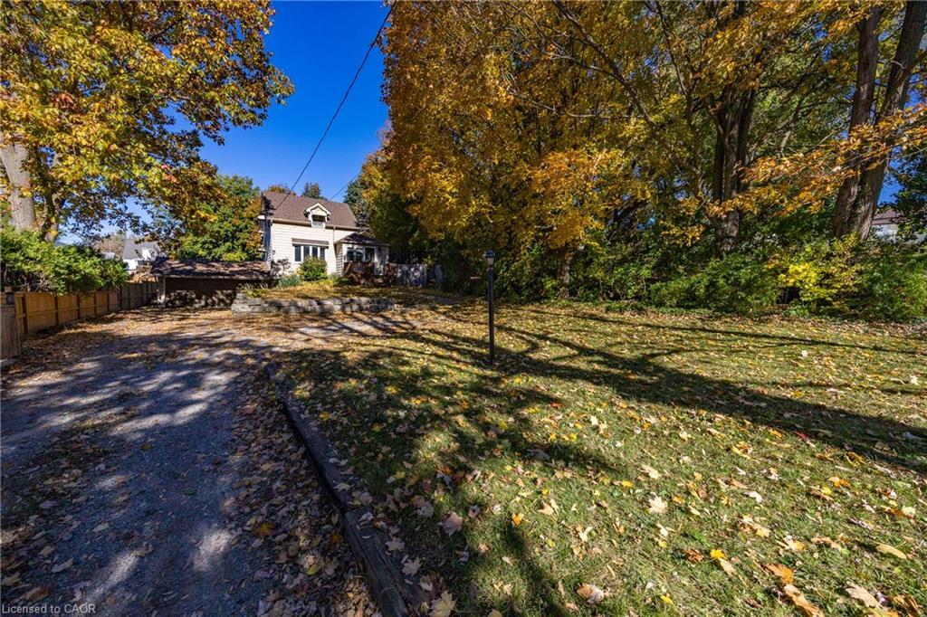 17 Mechanic Street W, Waterford, ON - Outdoor