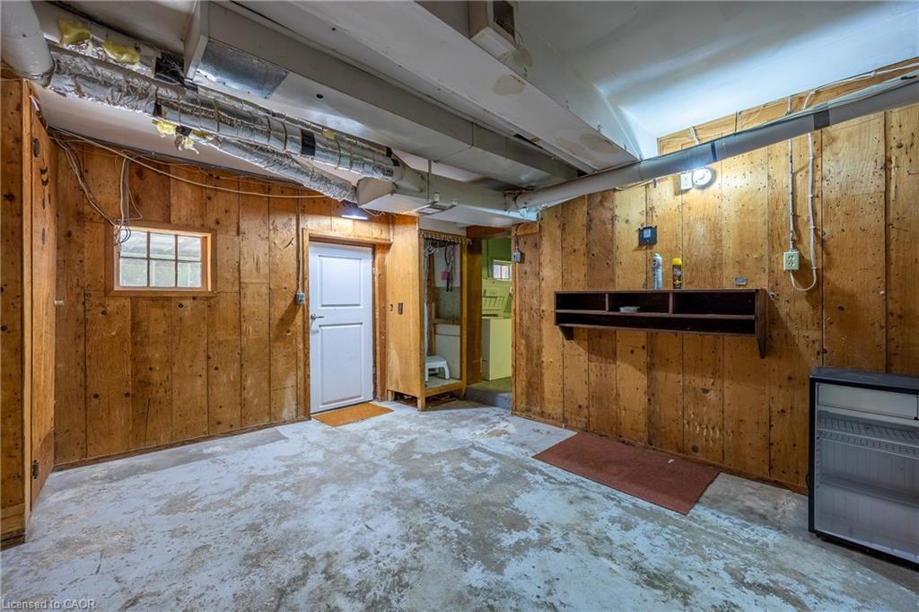 17 Mechanic Street W, Waterford, ON - Indoor Photo Showing Basement