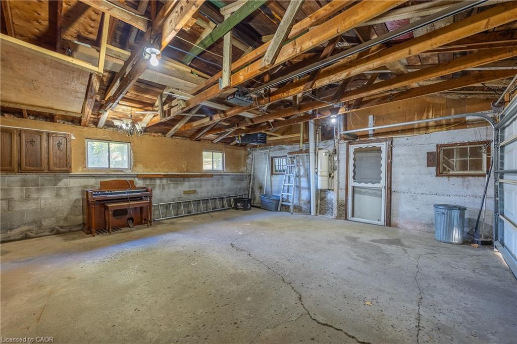 17 Mechanic Street W, Waterford, ON - Indoor Photo Showing Basement