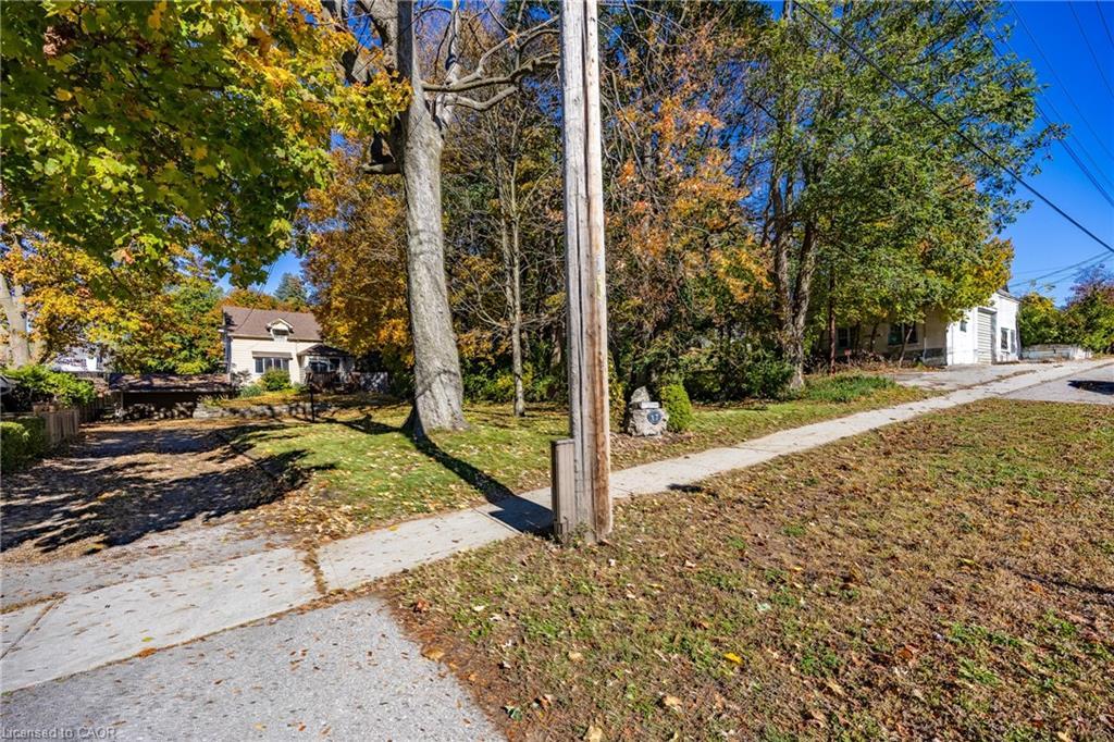 17 Mechanic Street W, Waterford, ON - Outdoor