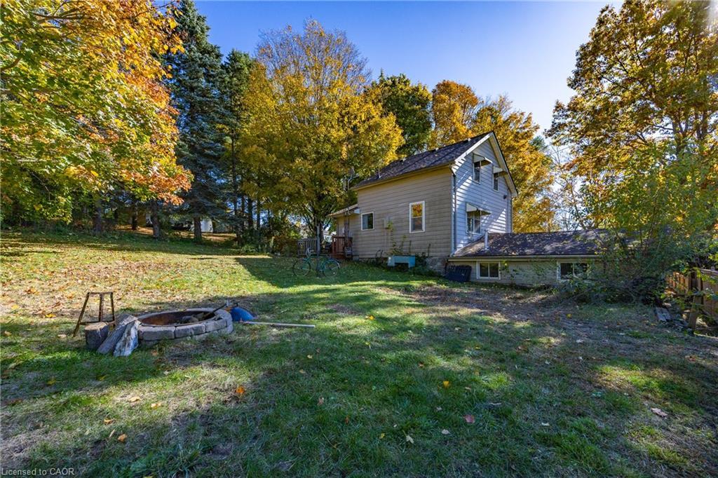 17 Mechanic Street W, Waterford, ON - Outdoor