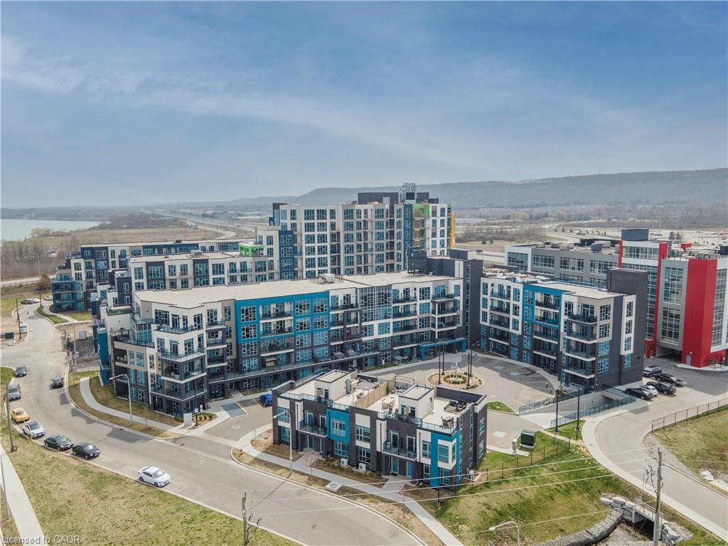 804-16 Concord Place, Grimsby, ON - Outdoor With View