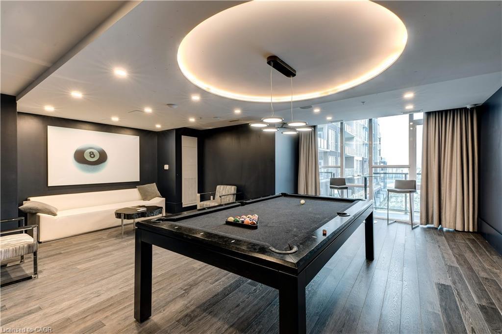 804-16 Concord Place, Grimsby, ON - Indoor Photo Showing Other Room