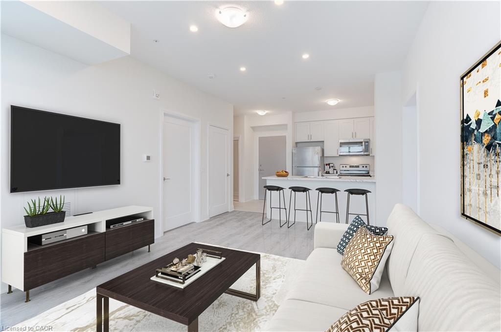 804-16 Concord Place, Grimsby, ON - Indoor Photo Showing Living Room