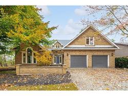 52 Mcnab Street E Elora, ON N0B 1S0