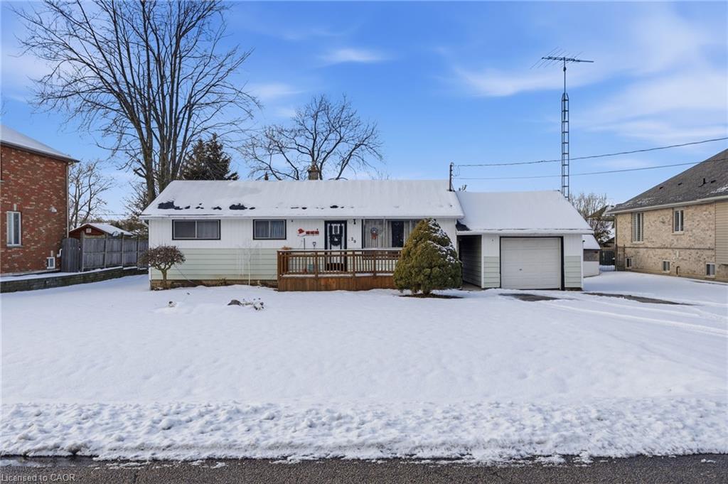 29 Leckie Avenue, Stoney Creek, ON - Outdoor