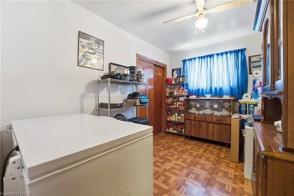 29 Leckie Avenue, Stoney Creek, ON - Indoor