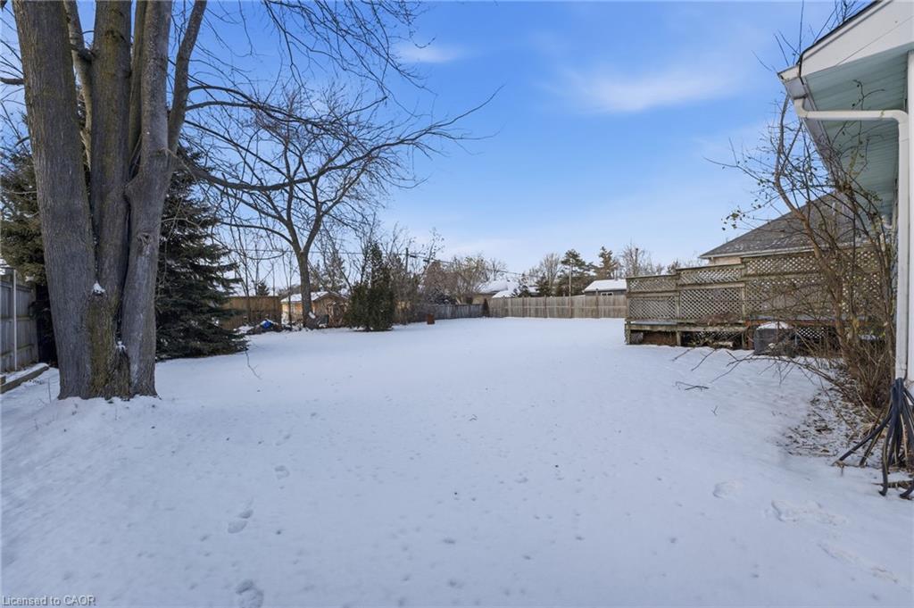 29 Leckie Avenue, Stoney Creek, ON - Outdoor