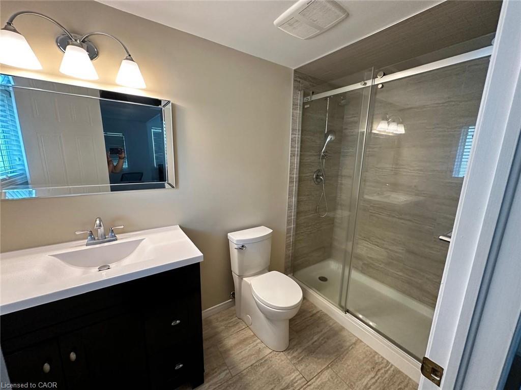 179 Dalecroft Place, Waterloo, ON - Indoor Photo Showing Bathroom