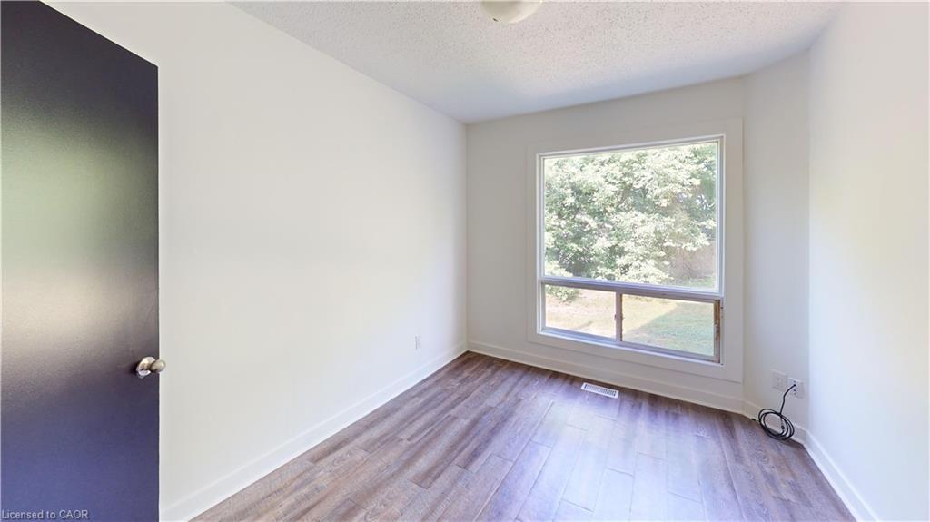 15 Millwood Crescent, Kitchener, ON - Indoor Photo Showing Other Room