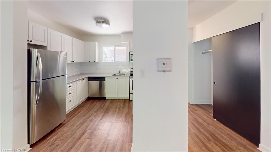 15 Millwood Crescent, Kitchener, ON - Indoor Photo Showing Kitchen With Stainless Steel Kitchen