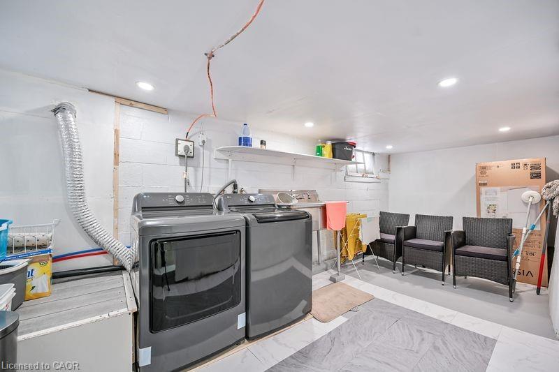 Lower Lvl-44 Aldridge Street, Hamilton, ON - Indoor Photo Showing Laundry Room