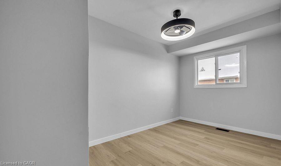 11-78 Bee Street, Woodstock, ON - Indoor Photo Showing Other Room