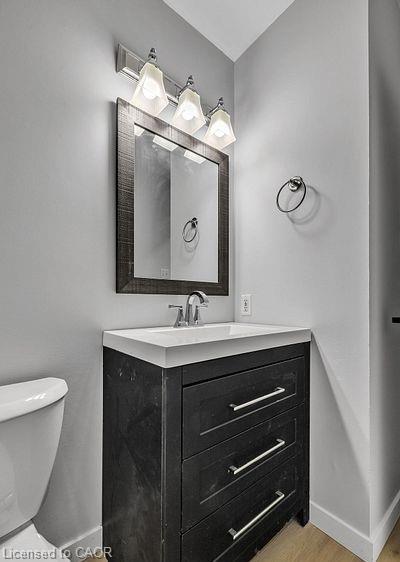 11-78 Bee Street, Woodstock, ON - Indoor Photo Showing Bathroom