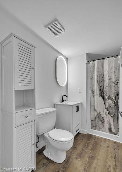 6-125 Bay Street, Woodstock, ON - Indoor Photo Showing Bathroom