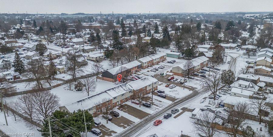 6-125 Bay Street, Woodstock, ON - Outdoor With View