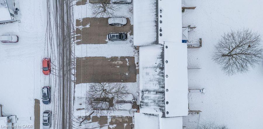 6-125 Bay Street, Woodstock, ON - Outdoor