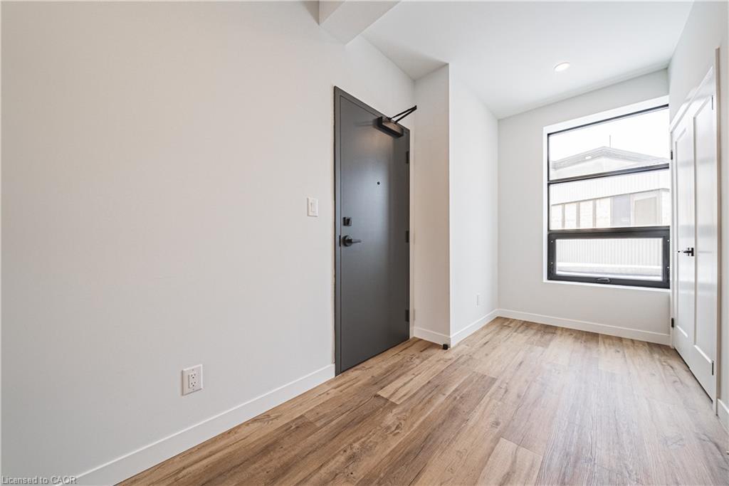 308-555 Sanatorium Road, Hamilton, ON - Indoor Photo Showing Other Room
