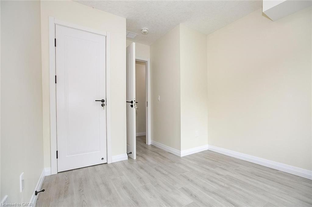 63-370 Fisher Mills Road, Cambridge, ON - Indoor Photo Showing Other Room