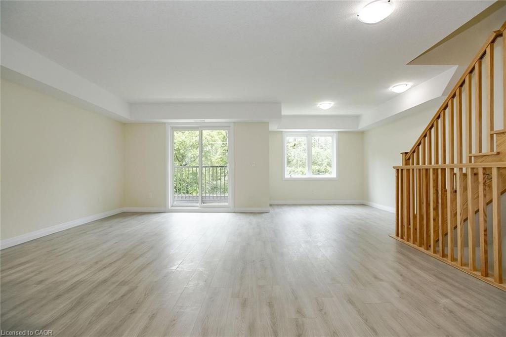 63-370 Fisher Mills Road, Cambridge, ON - Indoor Photo Showing Other Room