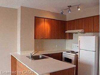 2306-36 Lee Centre Drive, Toronto, ON - Indoor Photo Showing Kitchen
