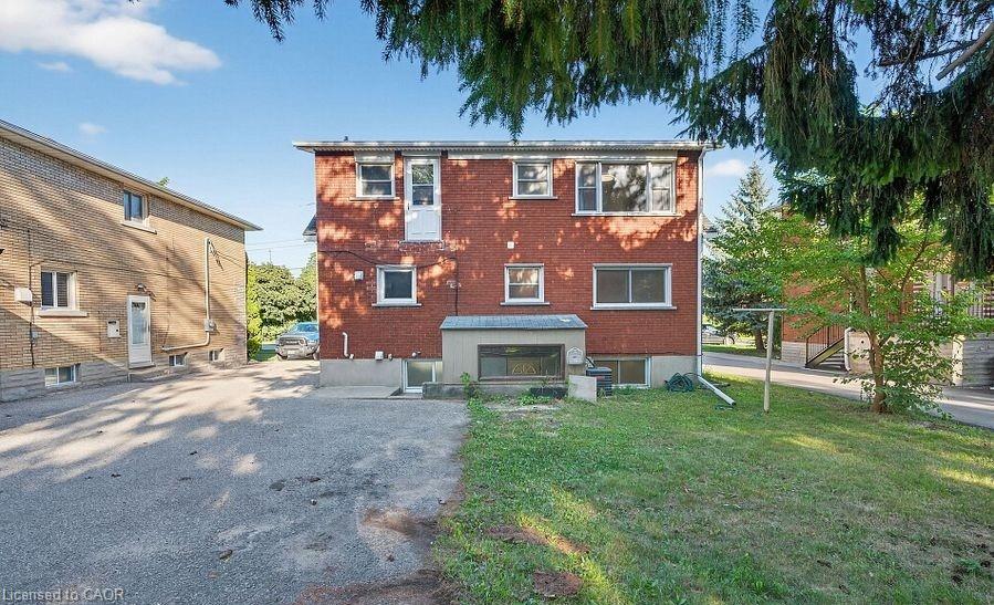 Unit B-154 Montgomery Road, Kitchener, ON - Outdoor