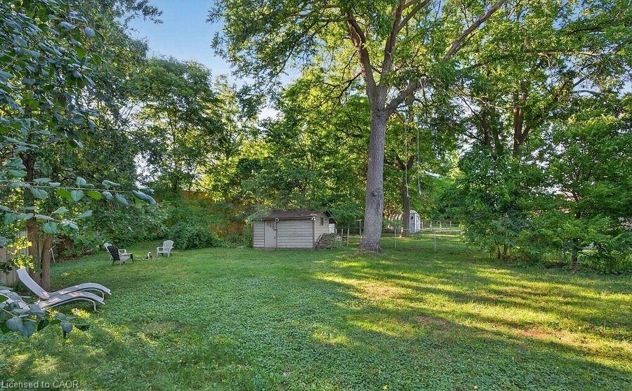 Unit B-154 Montgomery Road, Kitchener, ON - Outdoor