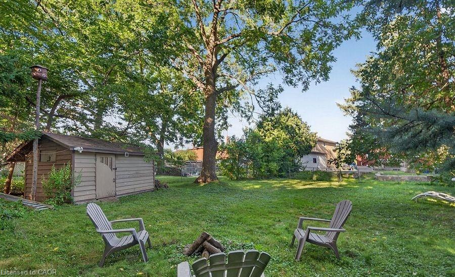 Unit B-154 Montgomery Road, Kitchener, ON - Outdoor