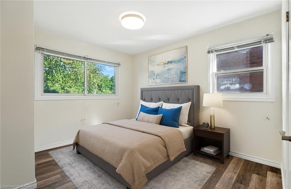 Unit B-154 Montgomery Road, Kitchener, ON - Indoor Photo Showing Bedroom