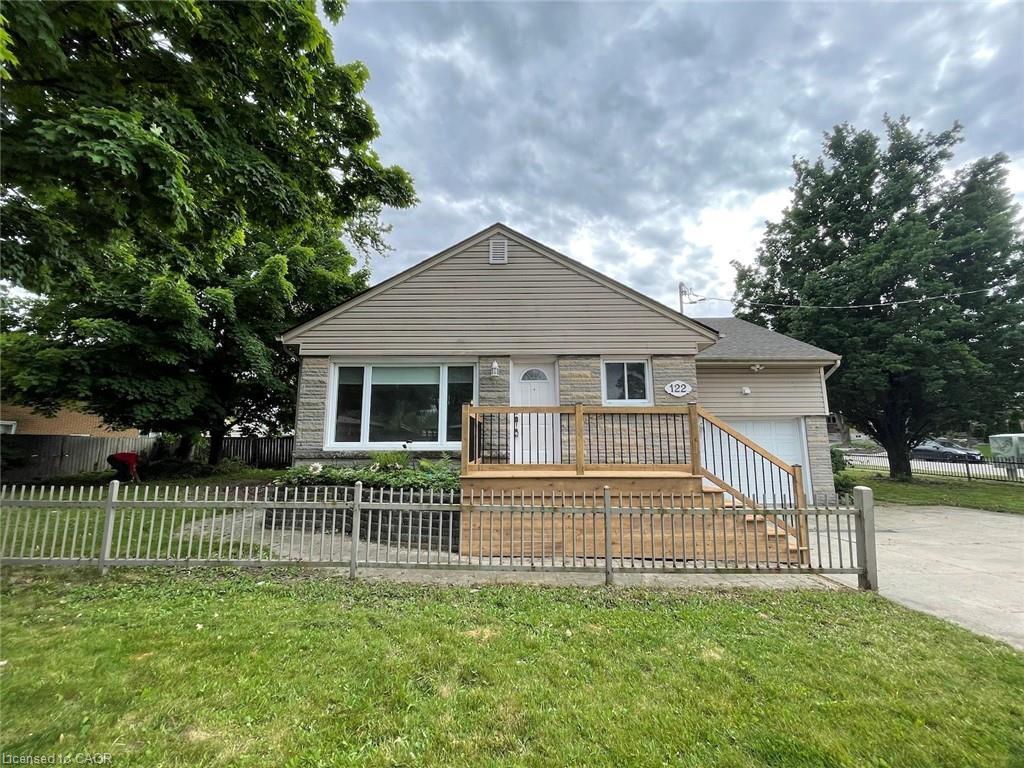 2-122 Macassa Avenue, Hamilton, ON - Outdoor