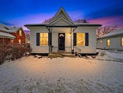 11 Wells Avenue Brantford, ON N3R 4J3