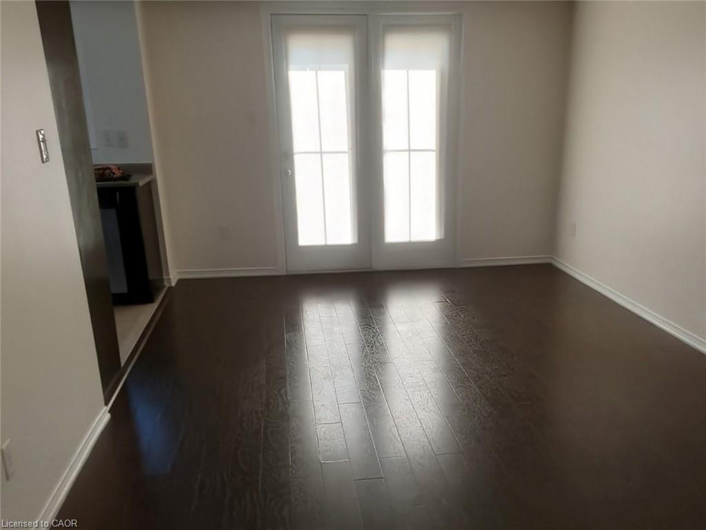 8-2579 Sixth Line, Oakville, ON - Indoor Photo Showing Other Room