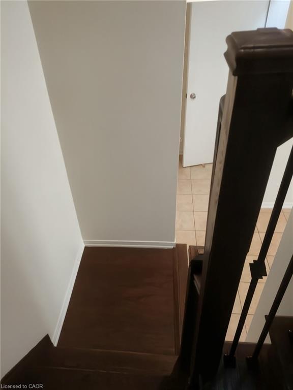 8-2579 Sixth Line, Oakville, ON - Indoor Photo Showing Other Room