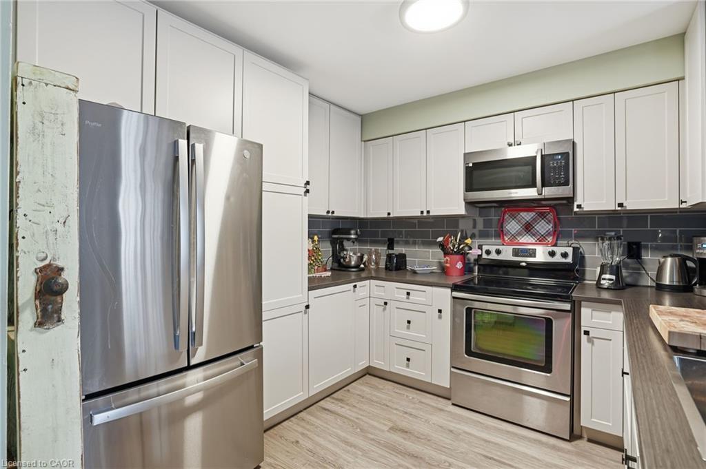 80 Foxborough Drive, Ancaster, ON - Indoor Photo Showing Kitchen