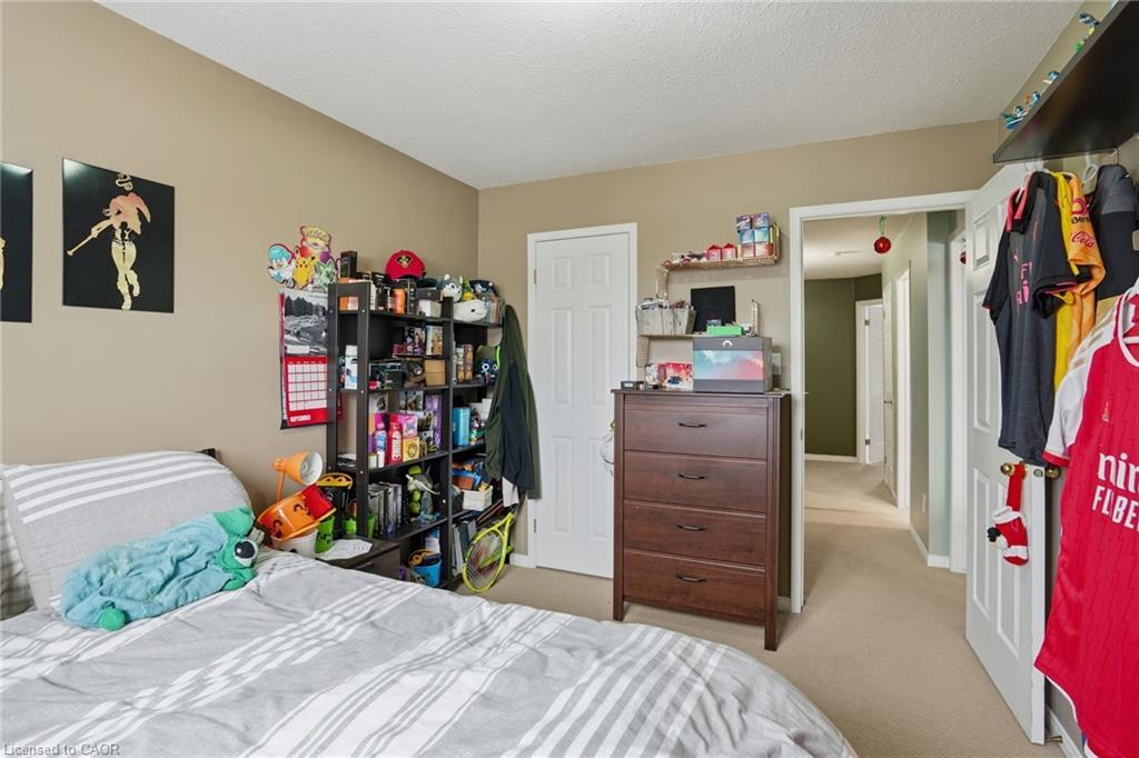 80 Foxborough Drive, Ancaster, ON - Indoor Photo Showing Bedroom