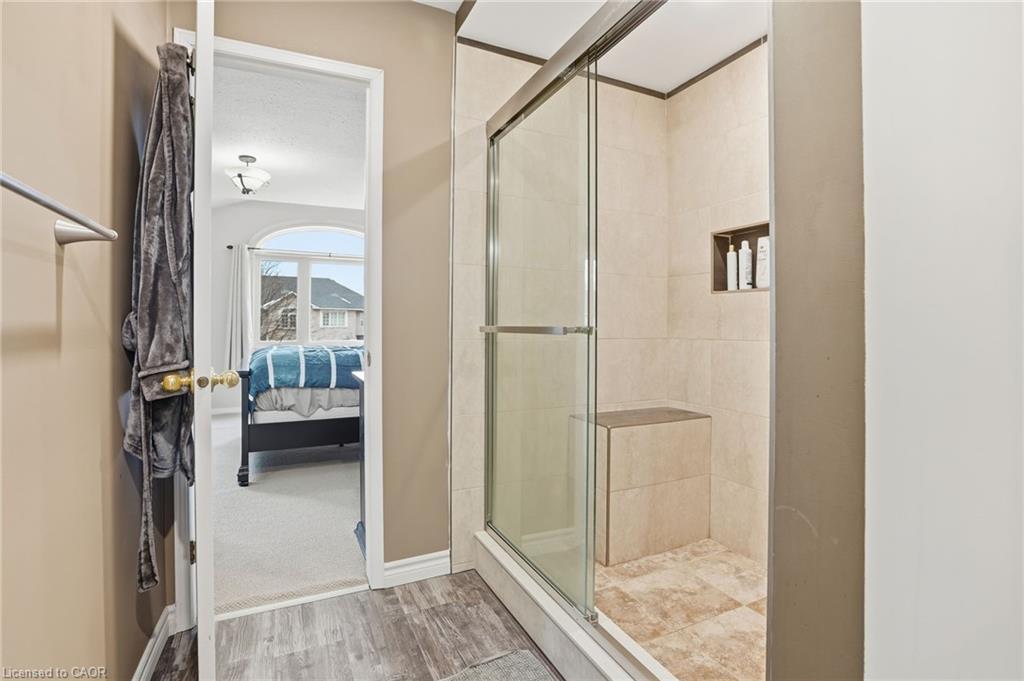 80 Foxborough Drive, Ancaster, ON - Indoor Photo Showing Bathroom