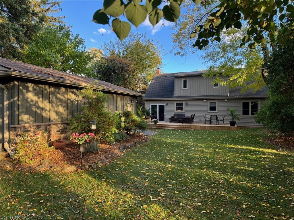 233 Townsend Avenue, Burlington, ON - Outdoor