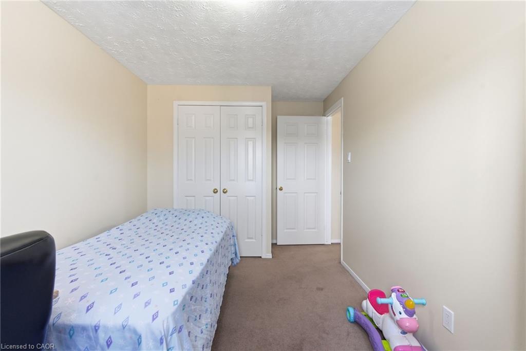 116-185 Denistoun Street, Welland, ON - Indoor Photo Showing Bedroom