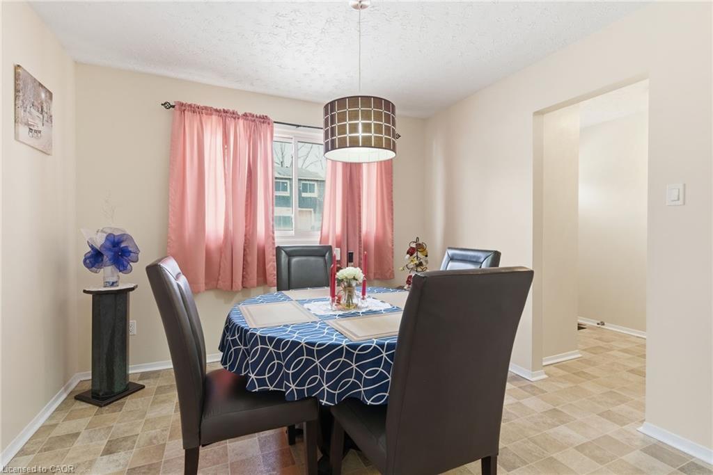 116-185 Denistoun Street, Welland, ON - Indoor Photo Showing Dining Room